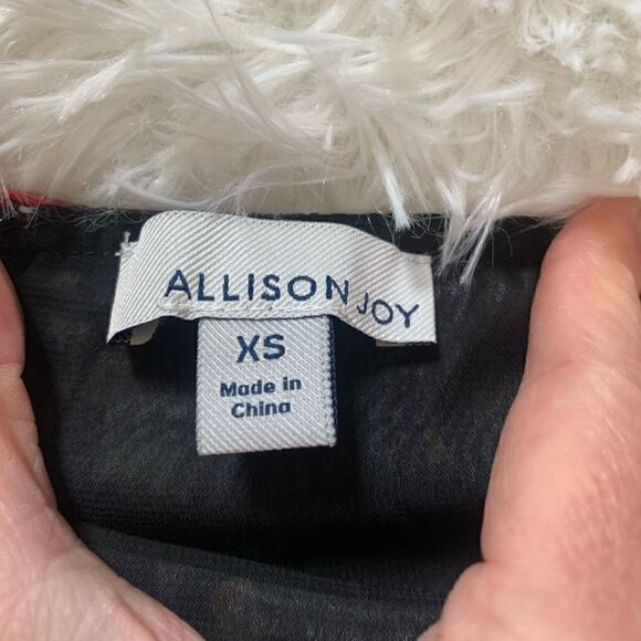 Everveve Strappy Cami    - Picture 3 of 3